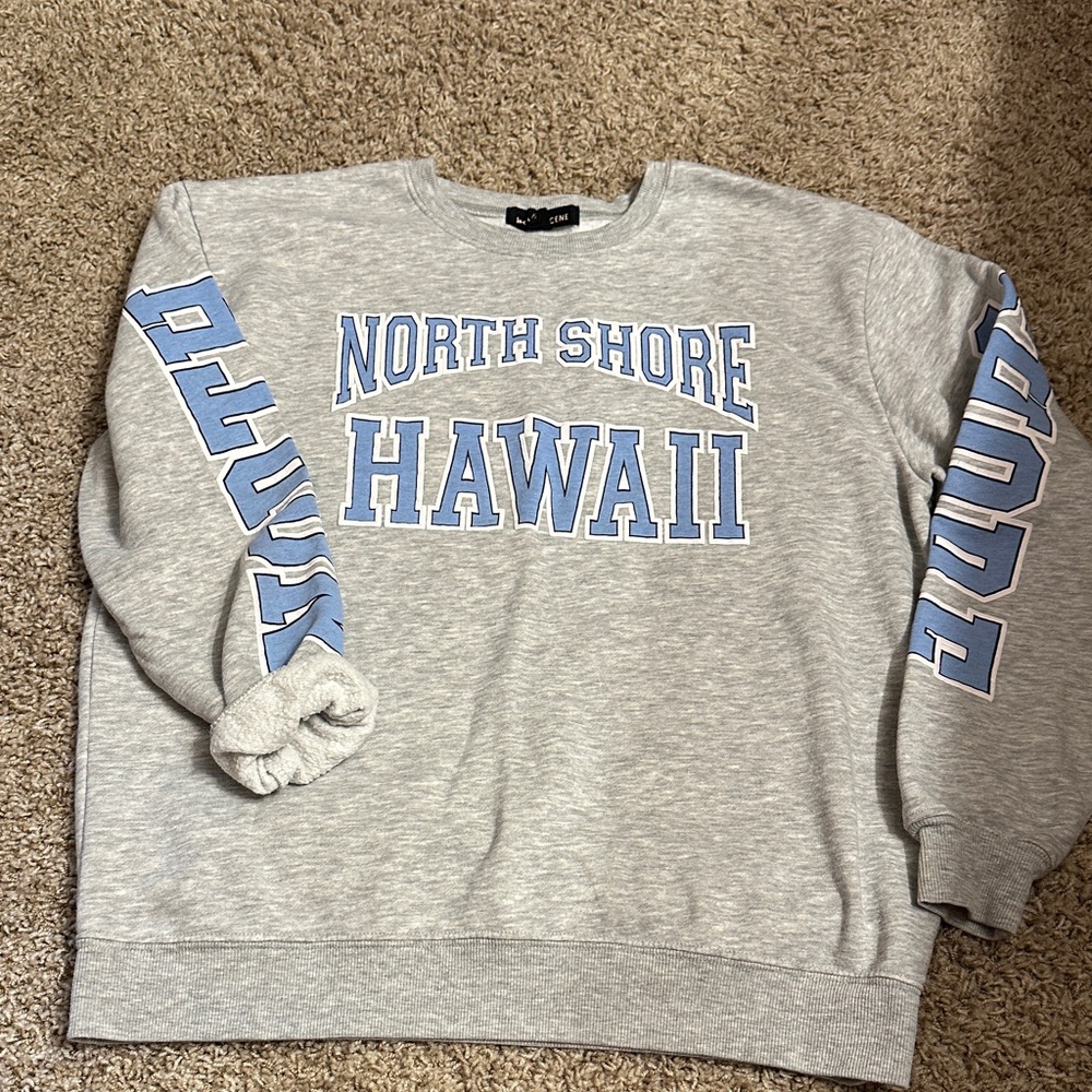 North Shore Hawaii Crewneck  Sweatshirt grey   Women’s small vacation vibes